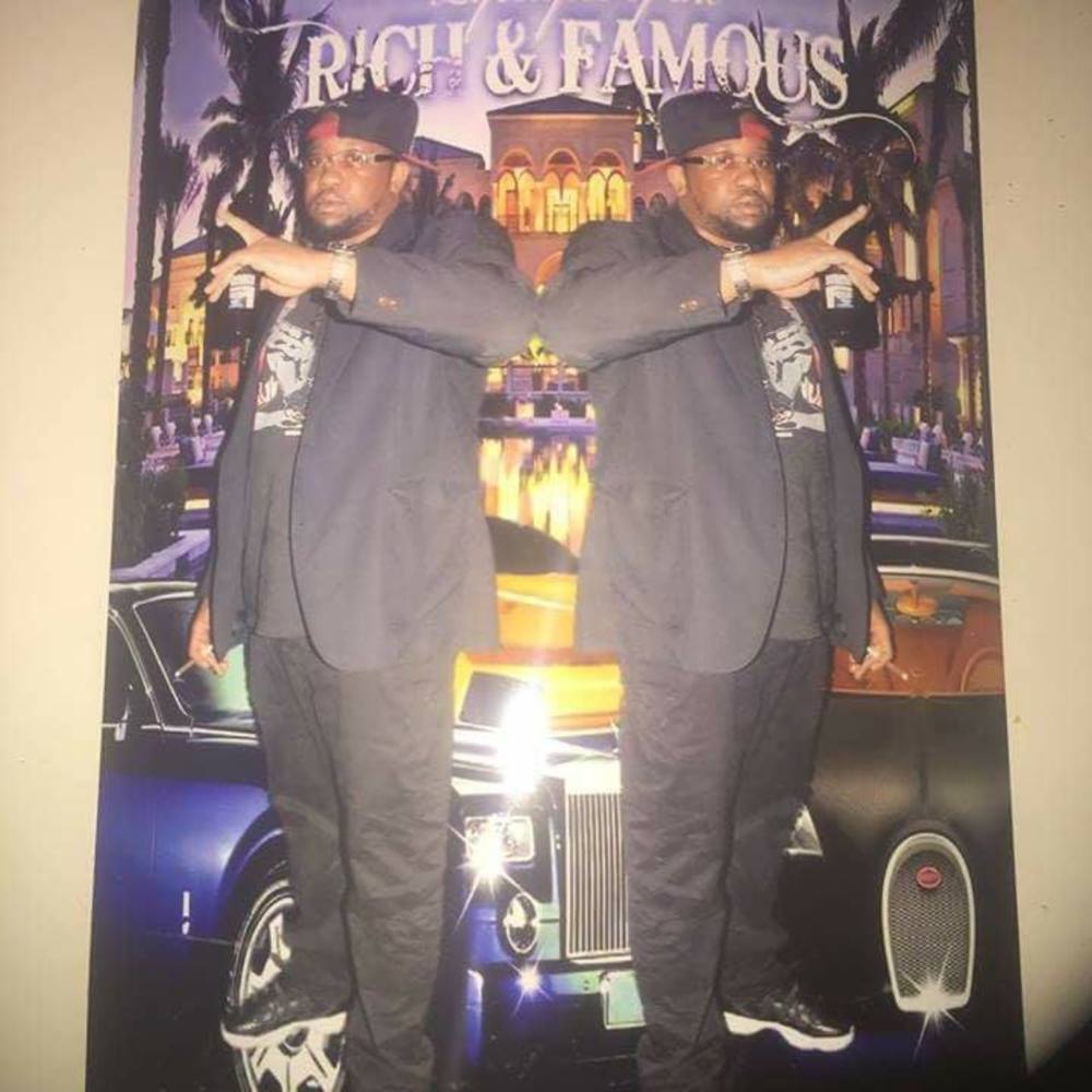 Meet your Posher, Ike